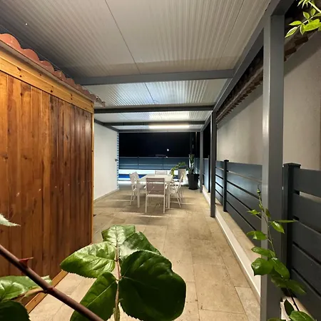 Badia فيلة إمبوريابرافا